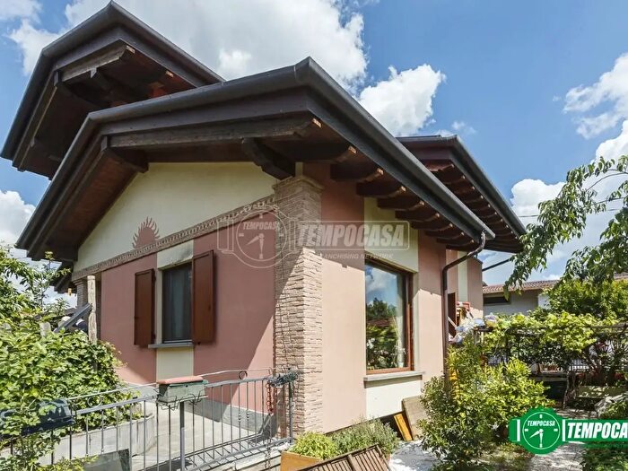 Casa con 5 locali in vendita in Via Caduti sul Lavoro, Bergamo