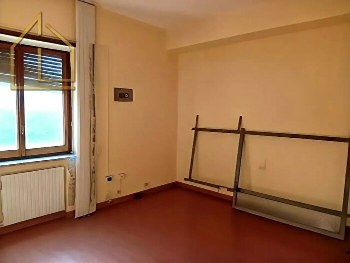 Appartamento quadrilocale in vendita in Viale Emilia, Catanzaro