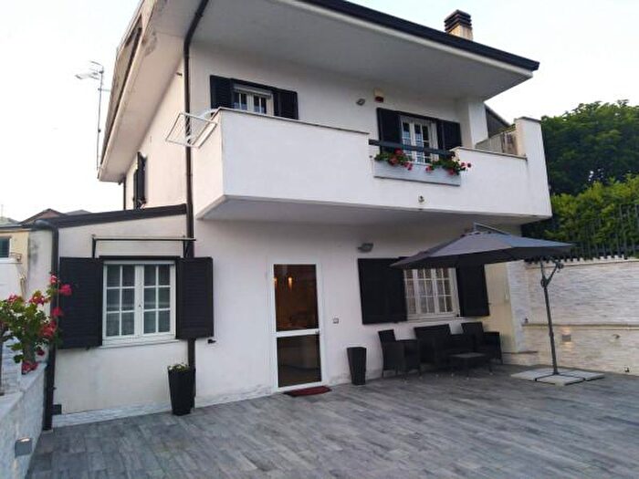 Casa trilocale in vendita in Via Alcide De Gasperi, SantAgapito