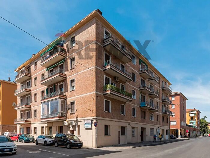 Appartamento trilocale in vendita in Bologna