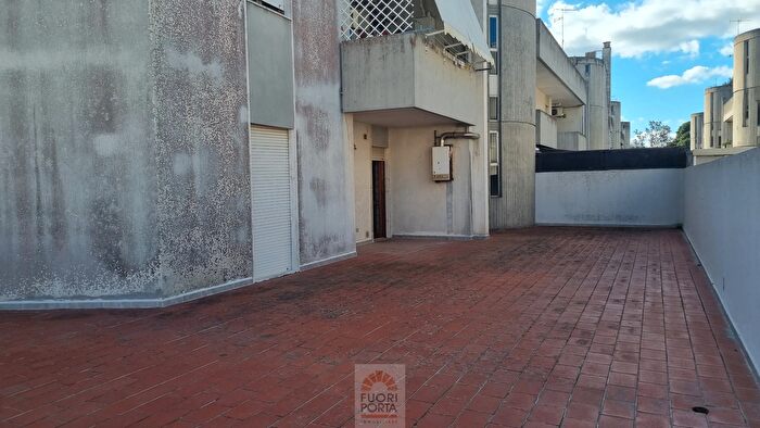 Appartamento quadrilocale in vendita in Via Alcide De Gasperi, Monteroni Di Lecce