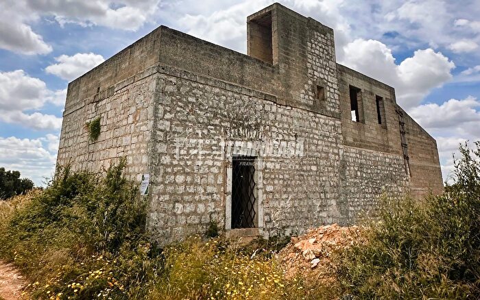 Casa trilocale in vendita in Strada Comunale Signorile, Mola Di Bari