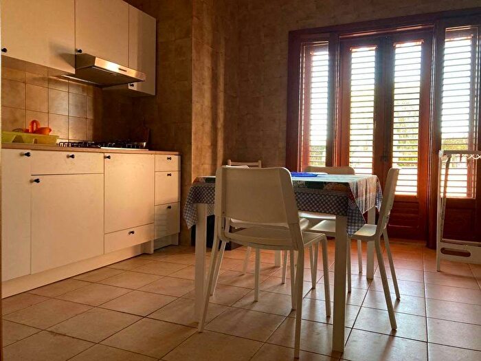 Appartamento quadrilocale in affitto in Arenella, Siracusa