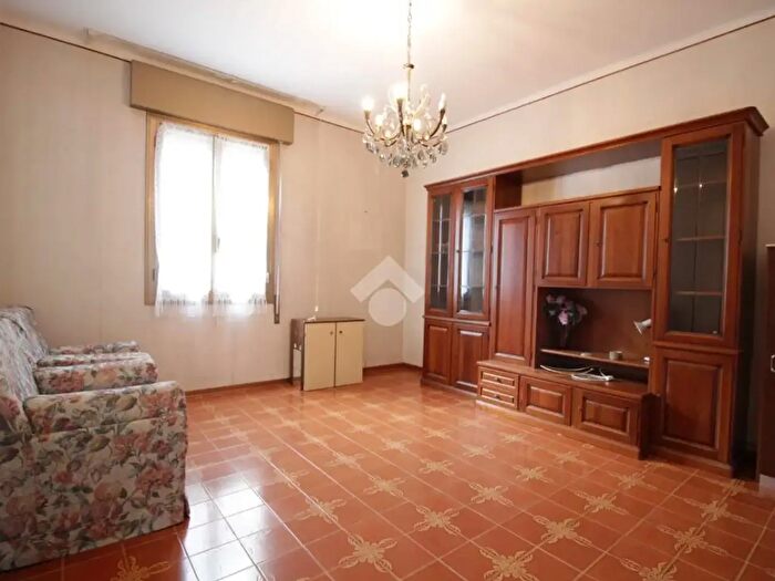 Appartamento trilocale in affitto in Via Pinturicchio, Bologna