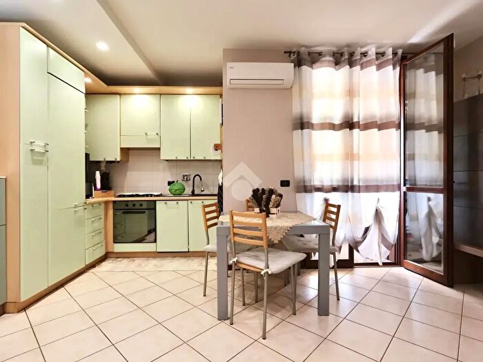 Appartamento trilocale in vendita in Via Enrico Ferri, Reggio Emilia