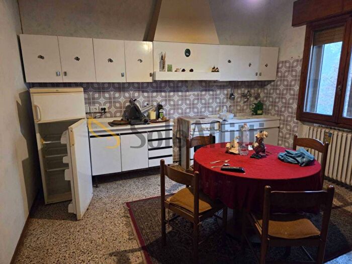 Appartamento con 5 locali in affitto in Via Spazzura, Guiglia