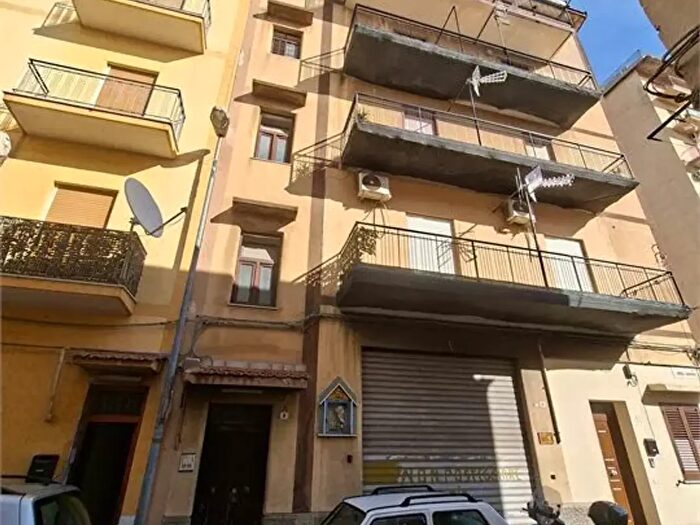 Appartamento trilocale in vendita in Palermo