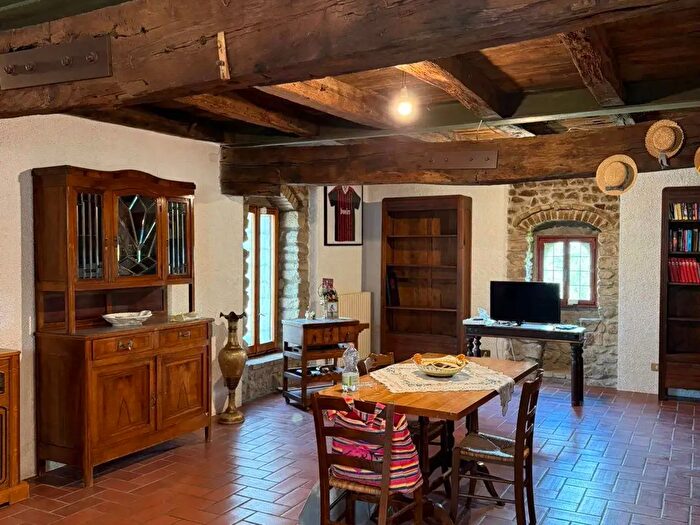 Casa con 6 locali in vendita in Via Canovella, Marzabotto