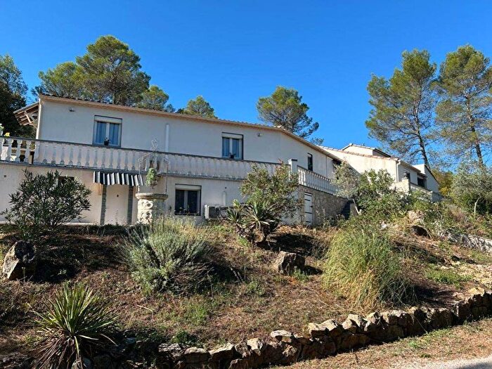 Casa quadrilocale in vendita in Tourves