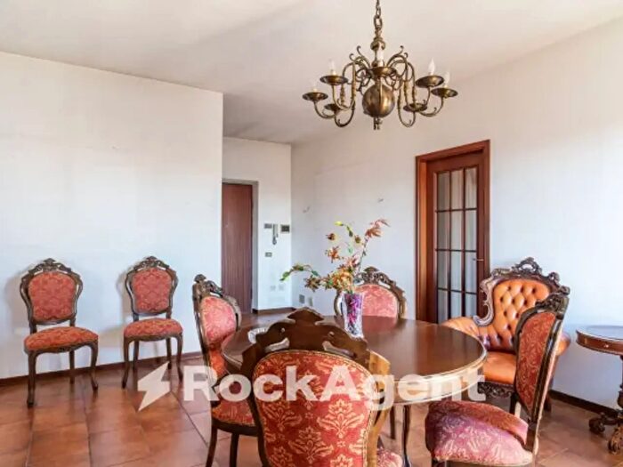Appartamento trilocale in vendita in Via XXV Aprile, Mede