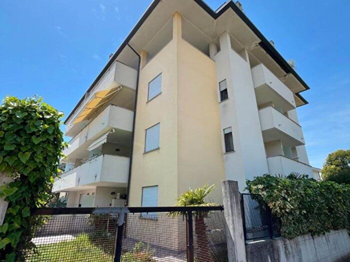 Appartamento trilocale in affitto in Via Romana, Centro, Monfalcone