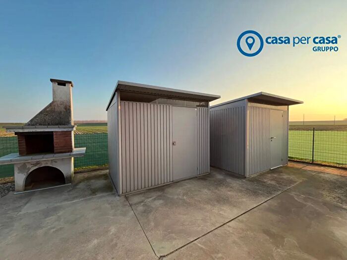 Case in Vendita e in Affitto - 3