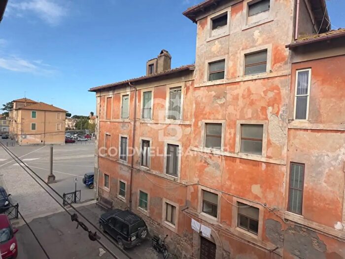 Appartamento trilocale in vendita in Largo Cesare Battisti, Monte Romano
