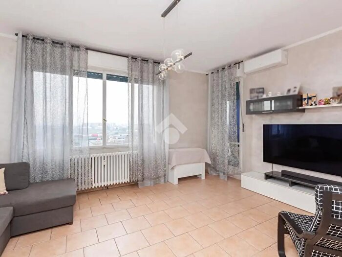 Appartamento quadrilocale in vendita in Via Roveda, Torino