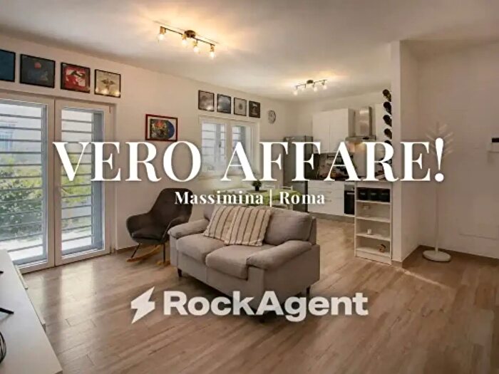 Appartamento trilocale in vendita in Via Ildebrando della Giovanna, Roma