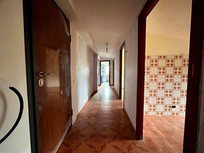 Appartamento trilocale in vendita in Via Macere, Artena