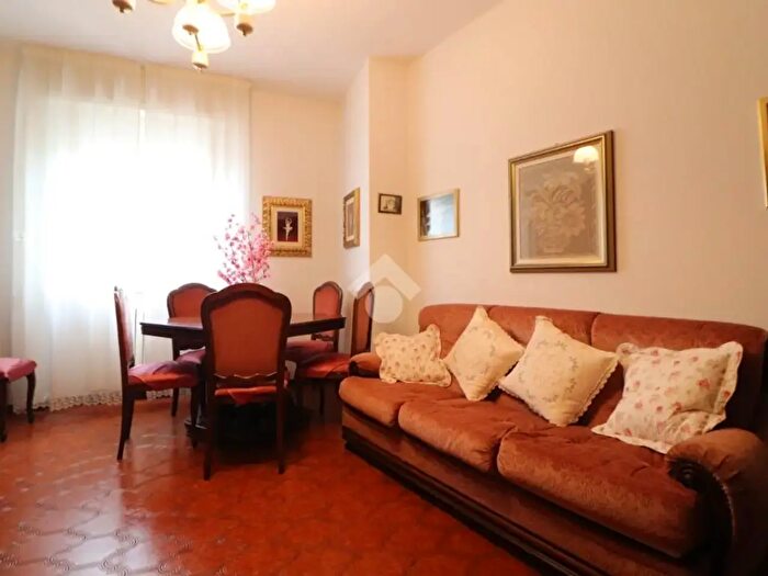 Appartamento trilocale in vendita in Via Dante Alighieri, Goito