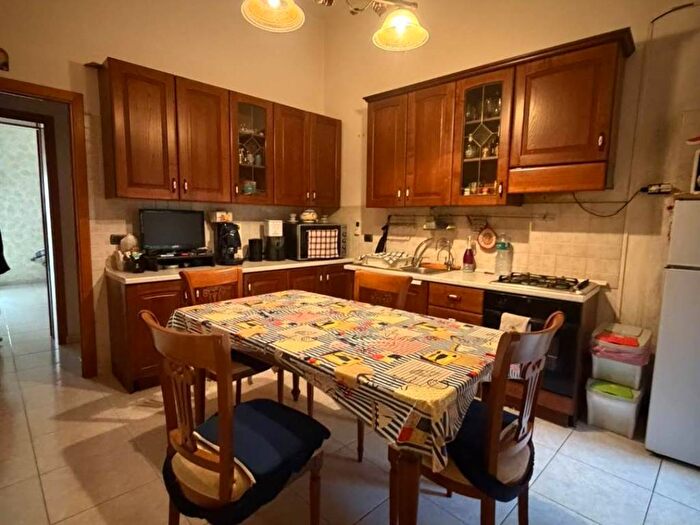 Appartamento trilocale in vendita in Via Santa Maria della Catena, Rapisardi, Catania