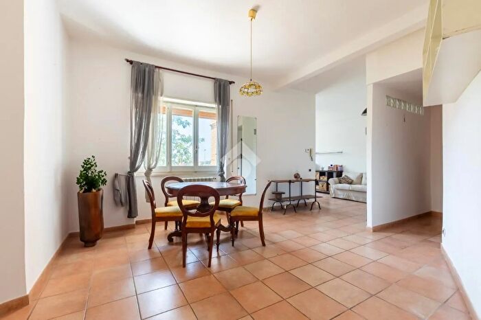 Appartamento bilocale in vendita in Via Sisto IV, Roma