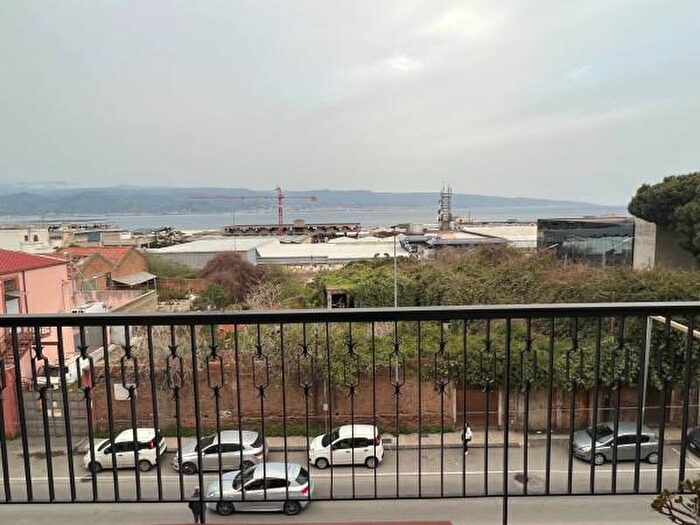 Appartamento quadrilocale in vendita in Via Uberto Bonino, Messina