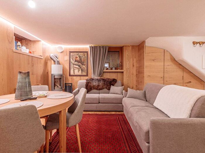 Appartamento bilocale in affitto in Via Cardinale Berthod, Centro, Courmayeur