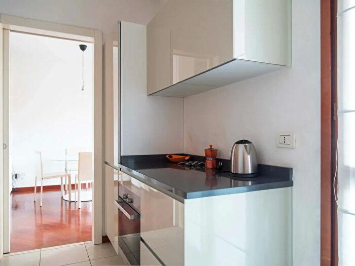 Appartamento monolocale in affitto in Via Magolfa, Milano