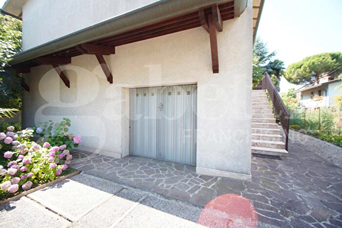 Casa con 5 locali in vendita in Via Rielta, Venezia