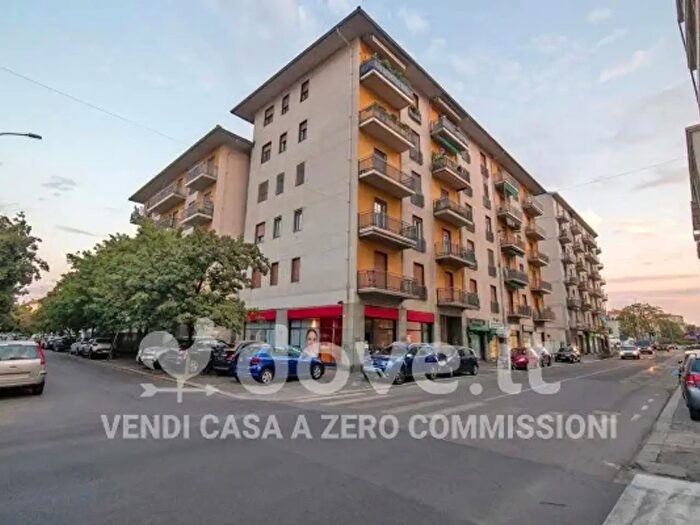 Appartamento trilocale in vendita in Via Umberto Olevano, Pavia