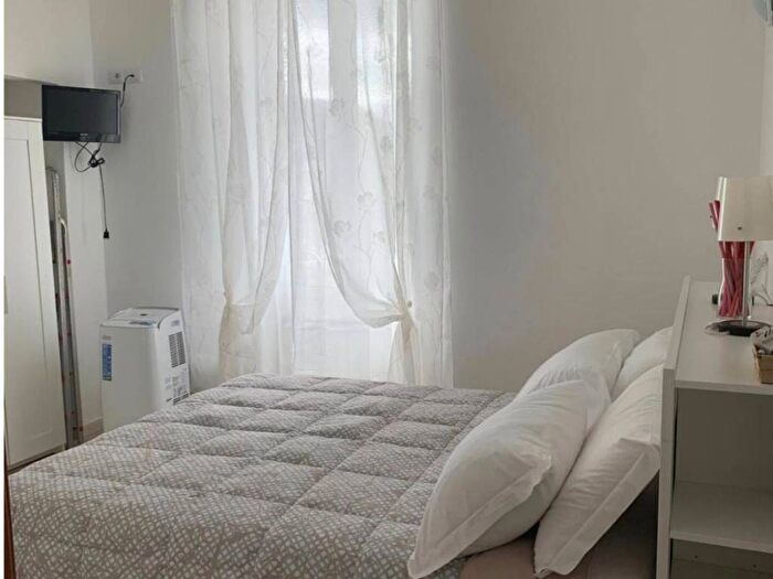 Appartamento bilocale in affitto in Piazza Domenico Chiodo, Centro Storico, La Spezia