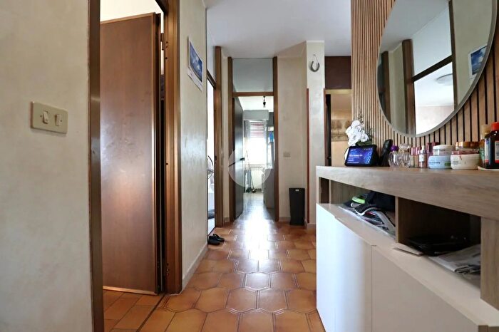 Appartamento quadrilocale in vendita in Via Cesare Battisti, Roncoferraro