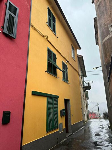 Appartamento bilocale in vendita in Follo