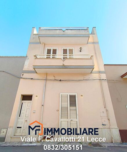 Appartamento trilocale in vendita in Via Palombaro, Novoli