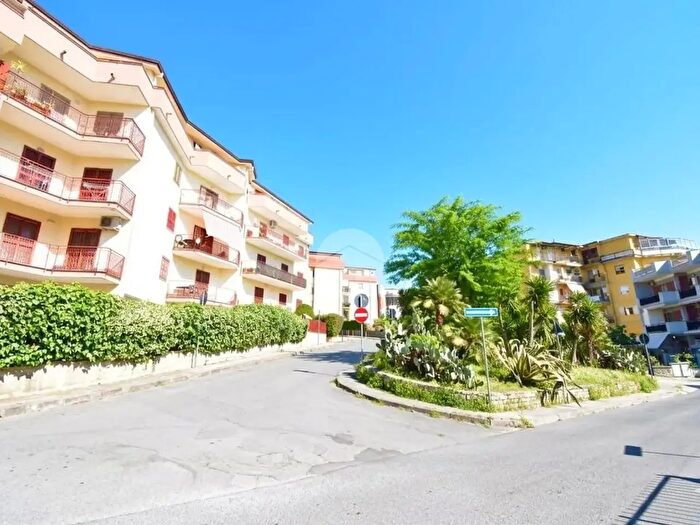 Appartamento quadrilocale in affitto in Viale dei Pini, Cercola