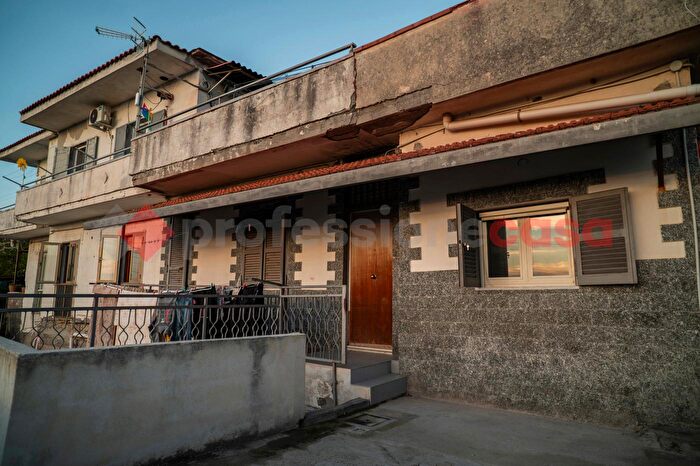 Appartamento trilocale in vendita in Via Arena San Vito, Ercolano