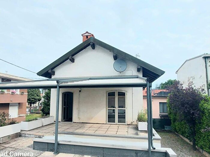 Appartamento bilocale in affitto in Via Paolo Giovio, Rovellasca