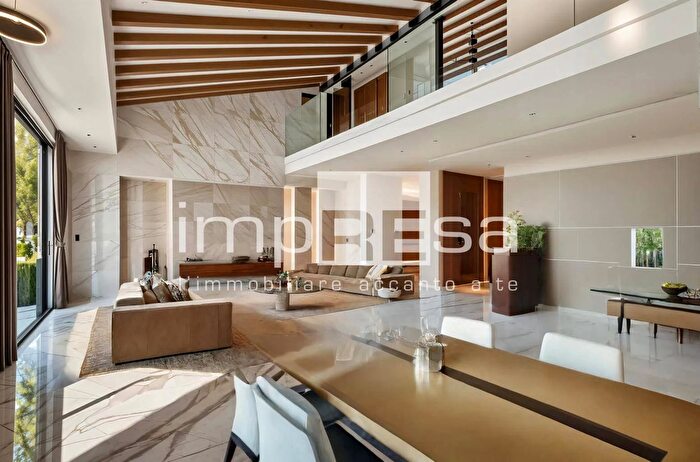 Casa con 6 locali in vendita in Via Paolo Veronese, Conegliano