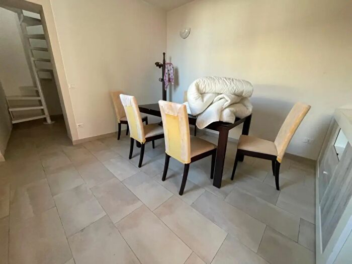 Casa bilocale in vendita in Strada alla Chiesa di Roncaglia, Piacenza