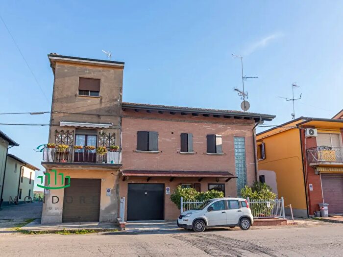 Appartamento quadrilocale in vendita in San Pietro In Casale