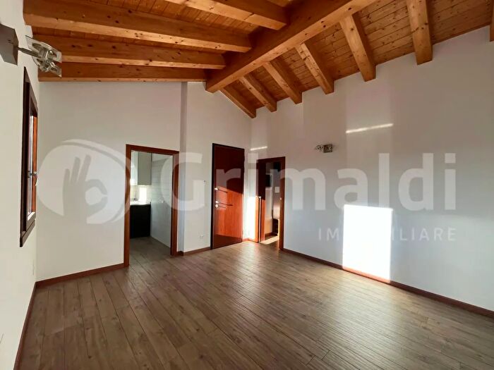 Appartamento quadrilocale in affitto in Via Giuseppe Tartini, Padova