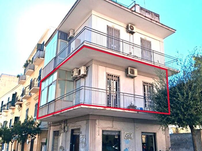 Appartamento bilocale in affitto in Via Giuseppe Beneduce, Torre del Greco