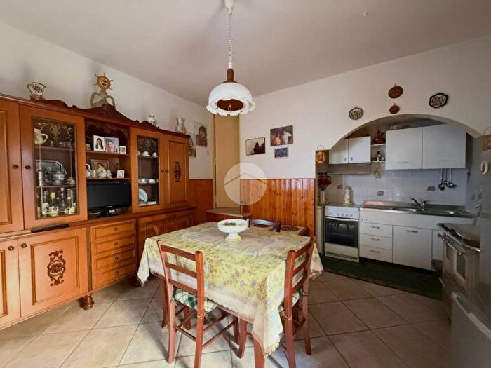 Appartamento bilocale in vendita in Via Senatore Piacentini, Centro, Collevecchio