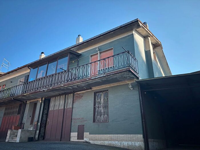 Appartamento trilocale in vendita in Via Campi dAnnibale, Rocca Di Papa