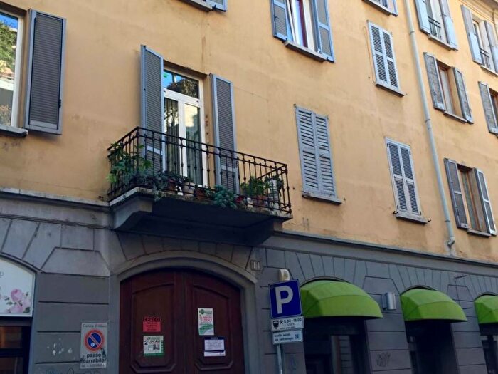 Appartamento bilocale in affitto in Via Savona, Solari, Milano