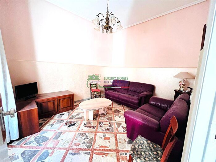 Casa con 5 locali in vendita in Via Alessandro Manzoni, Comiso