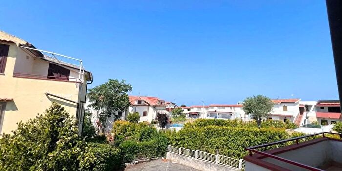 Appartamento trilocale in vendita in Parco Brasilia, Scalea