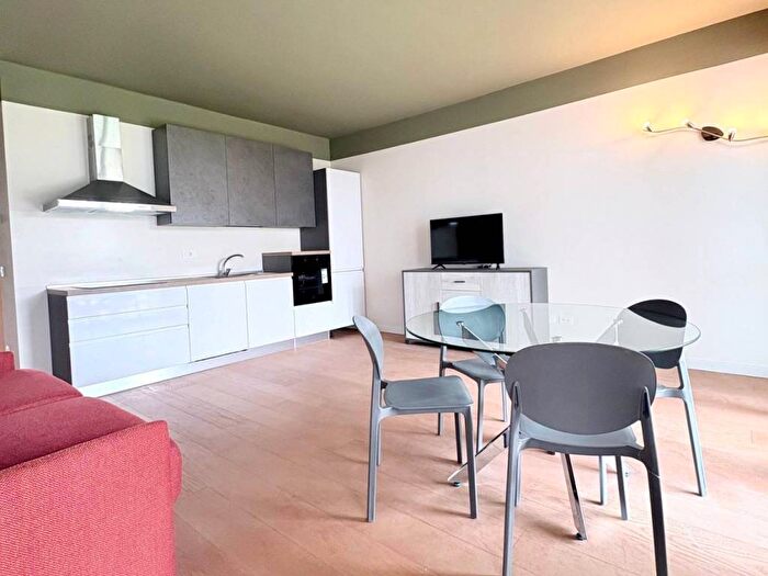 Appartamento monolocale in affitto in Via San Mamete, Quartiere Adriano, Milano