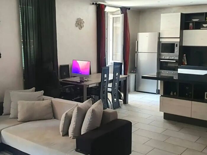 Appartamento bilocale in vendita in Via Santafiora, Roma