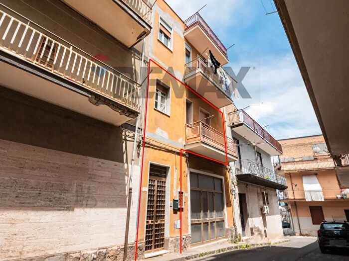 Appartamento con 5 locali in vendita in Via Arsiero, Francofonte