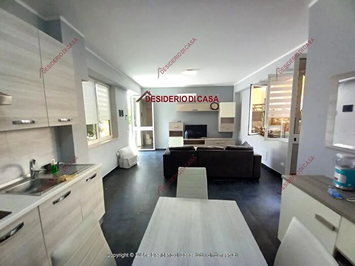 Appartamento trilocale in affitto in Via Vello dOro Palermo Pa Italia, Palermo