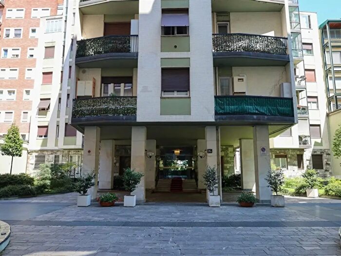 Appartamento bilocale in vendita in Viale Campania, Milano